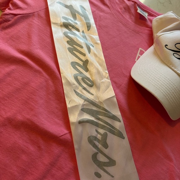 New Bride To Be Set: Pink T Shirt Size Small , Future Mrs. Sash, And Bride Hat - Picture 12 of 14